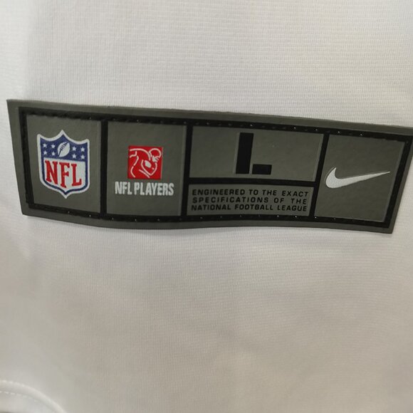 Saquon Barkley Philadelphia Eagles No 26 Jersey - Picture 2 of 12